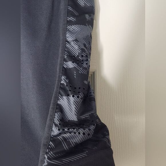 RBX Performance S Gray Logo Pockets Athletic Elastic Waist Men's Shorts - Picture 2 of 7